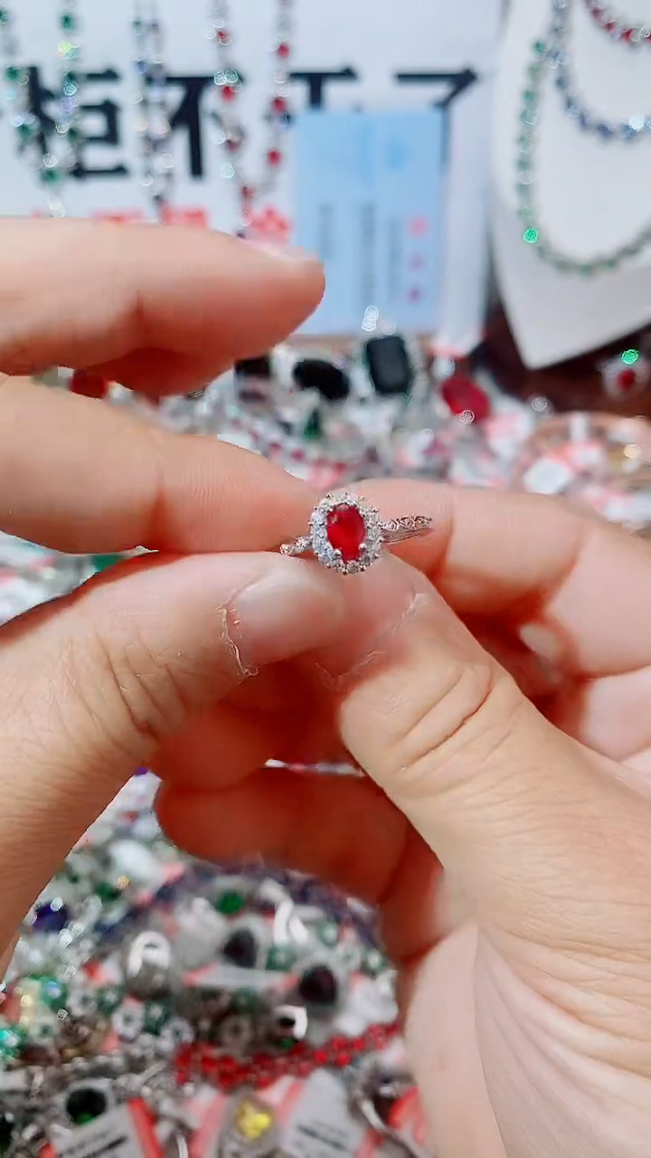 未镶嵌戒指红宝石红宝石