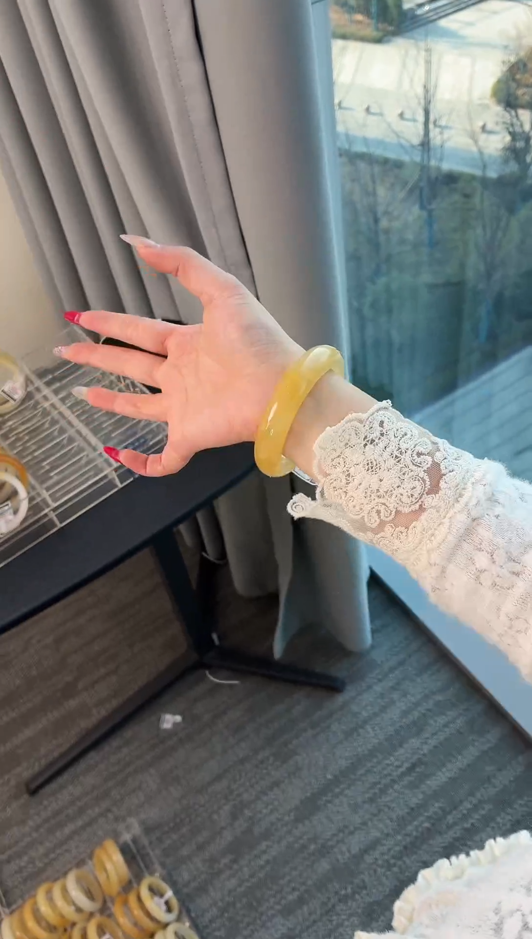 未镶嵌手镯石英质玉103.57