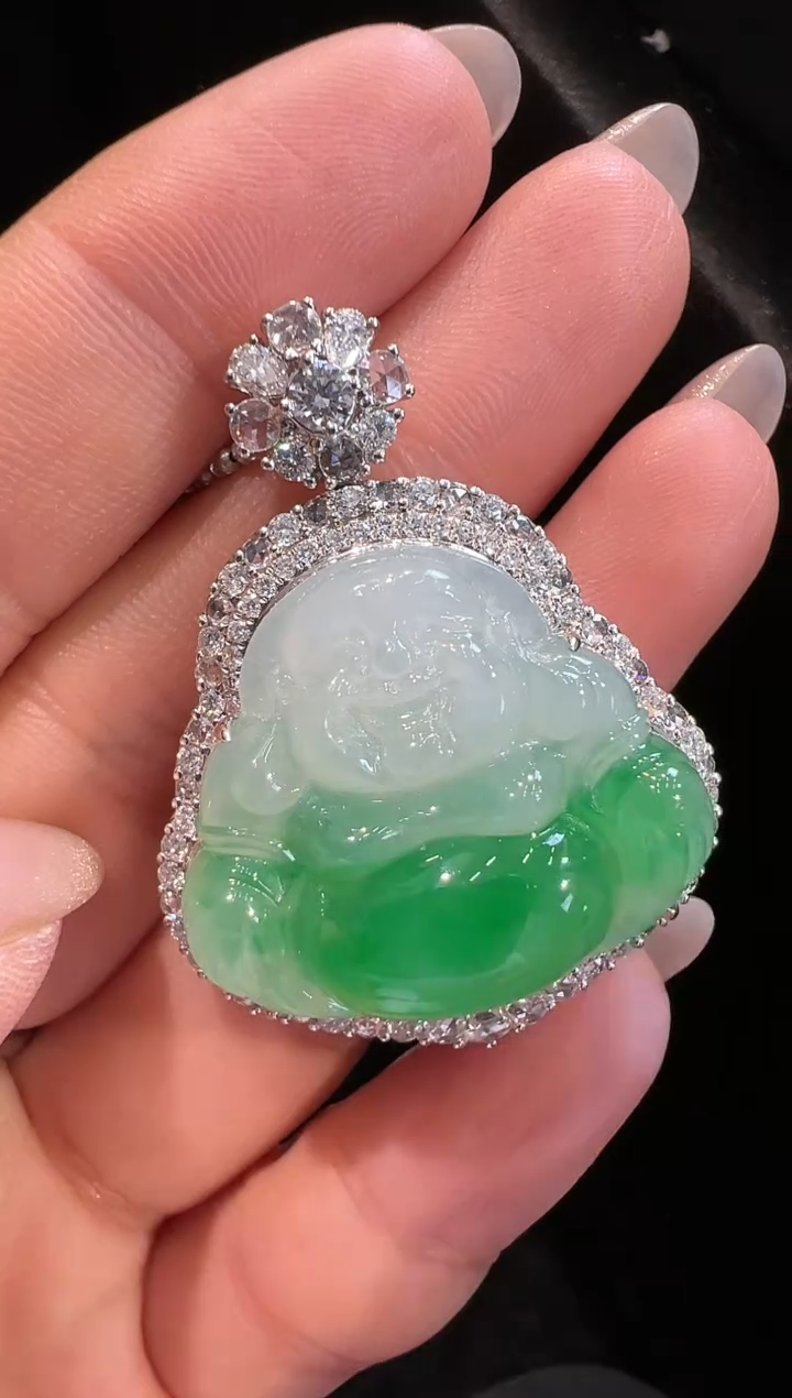 【闪购商品】翡翠颈饰18K金镶嵌吊坠