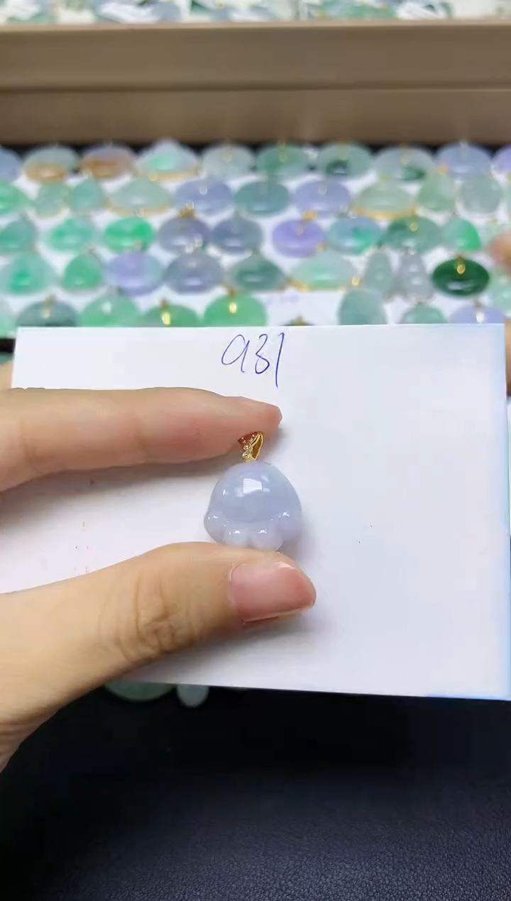 翡翠未镶嵌颈饰天然自然緬甸A貨翡翠