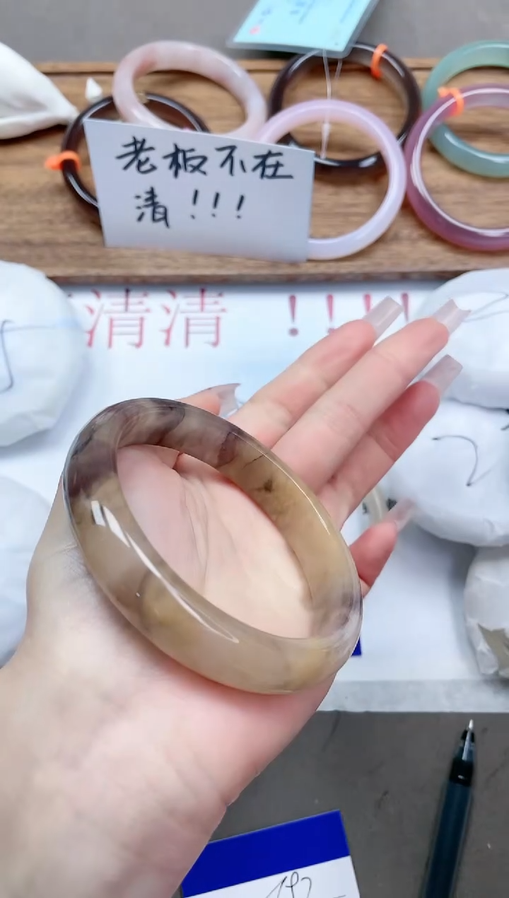 【闪购商品】石英质玉手镯未镶嵌13T97-63