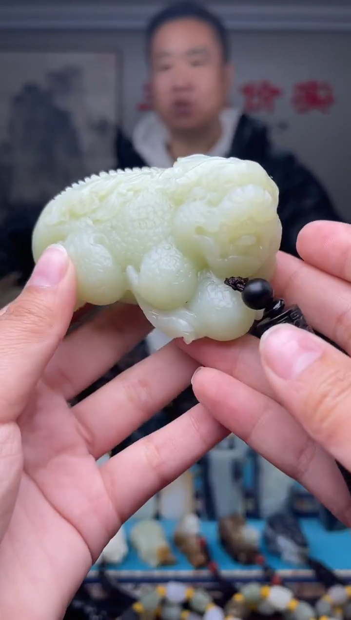 未镶嵌和田玉挂件1