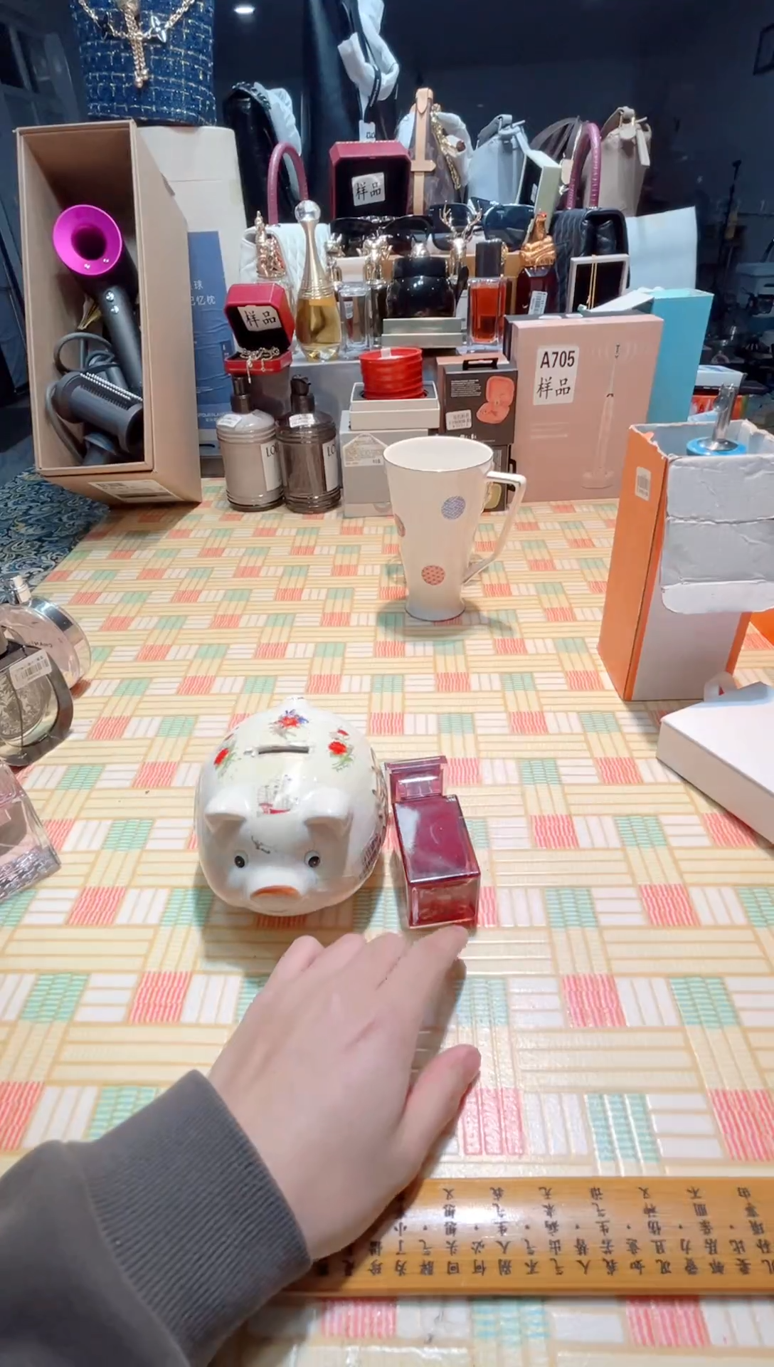 瓷片瓷器 库房到期 全部地板价@@1