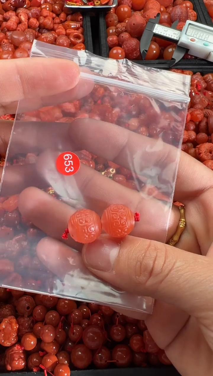 【闪购商品】南红玛瑙颈饰未镶嵌1