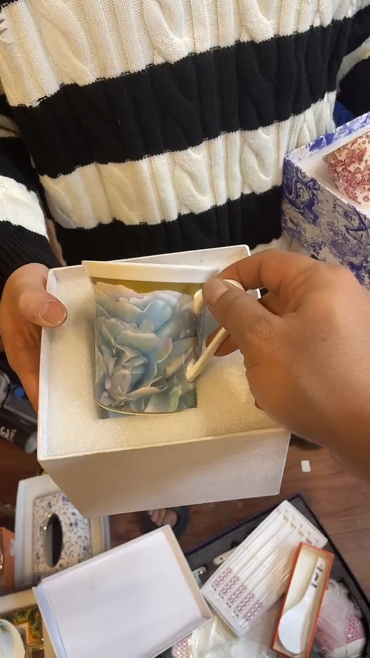 杯鸿辉家品牌瓷器，京东包邮！