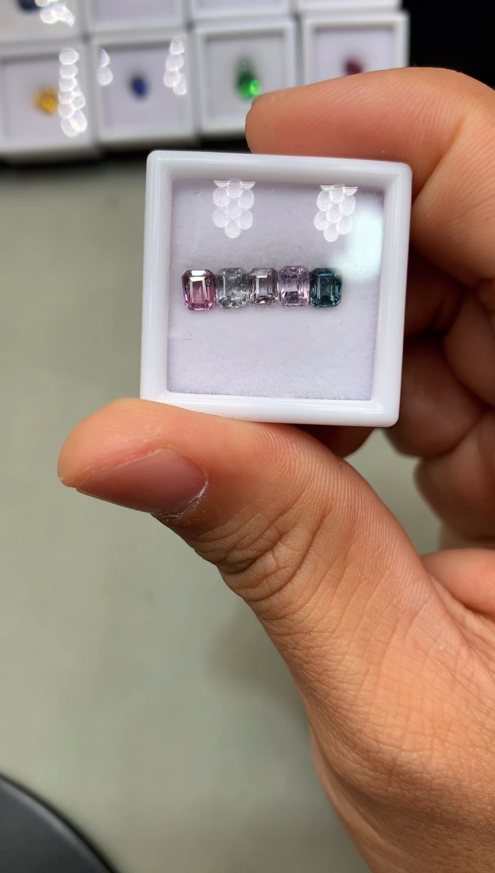 【闪购商品】定制尖晶石裸石未镶嵌八角 一盒5/P 1.94ct