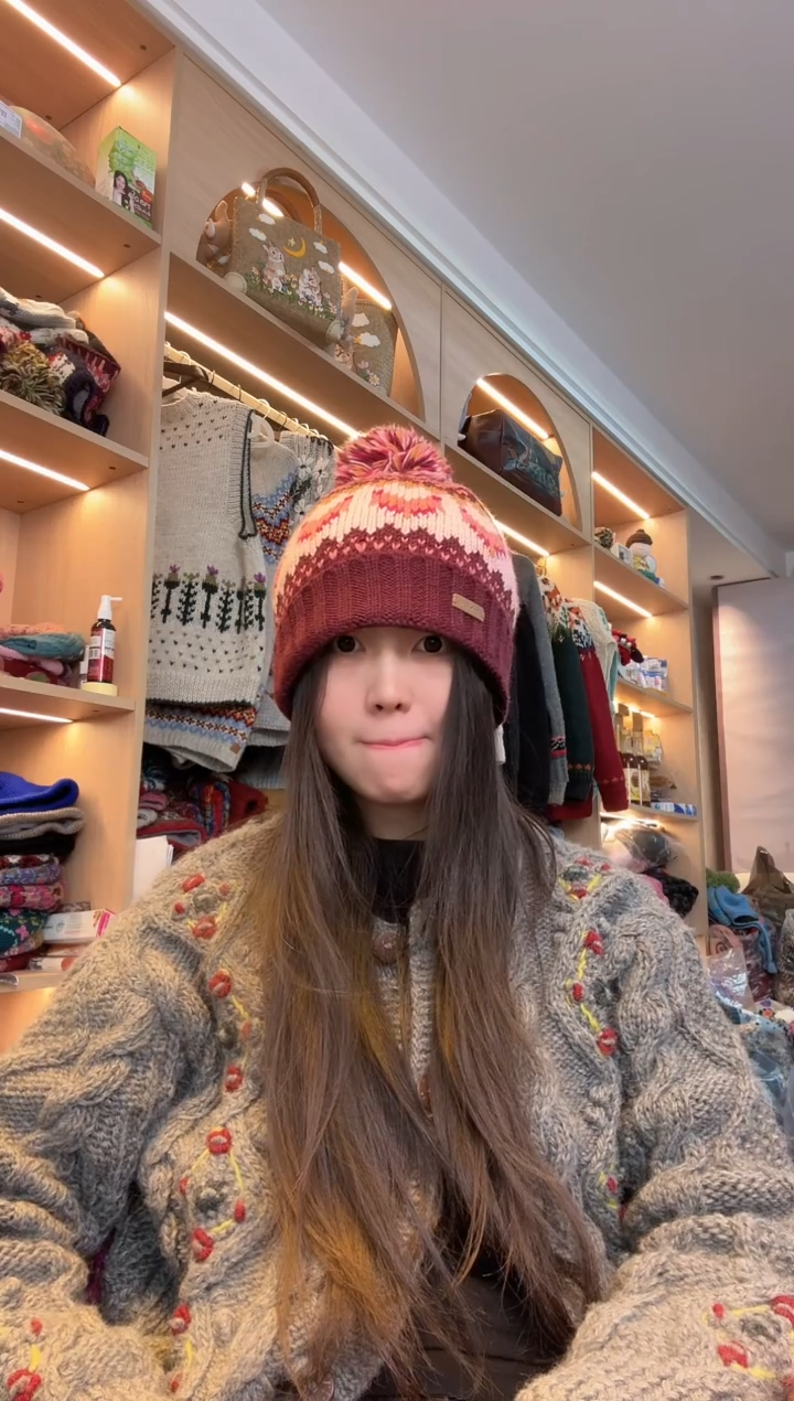 羊毛粉紫狐狸帽 