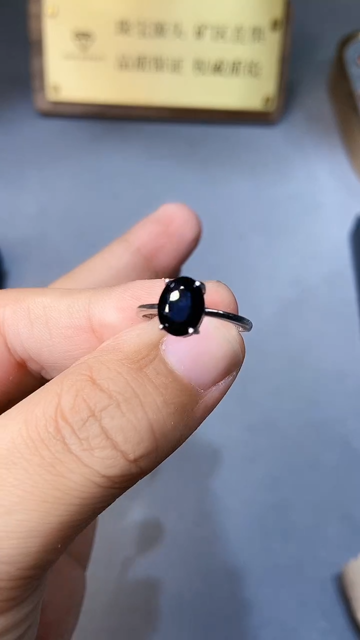 【闪购商品】蓝宝石戒指银S925镶嵌354黑