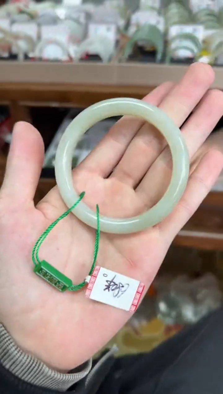 未镶嵌手镯和田玉55