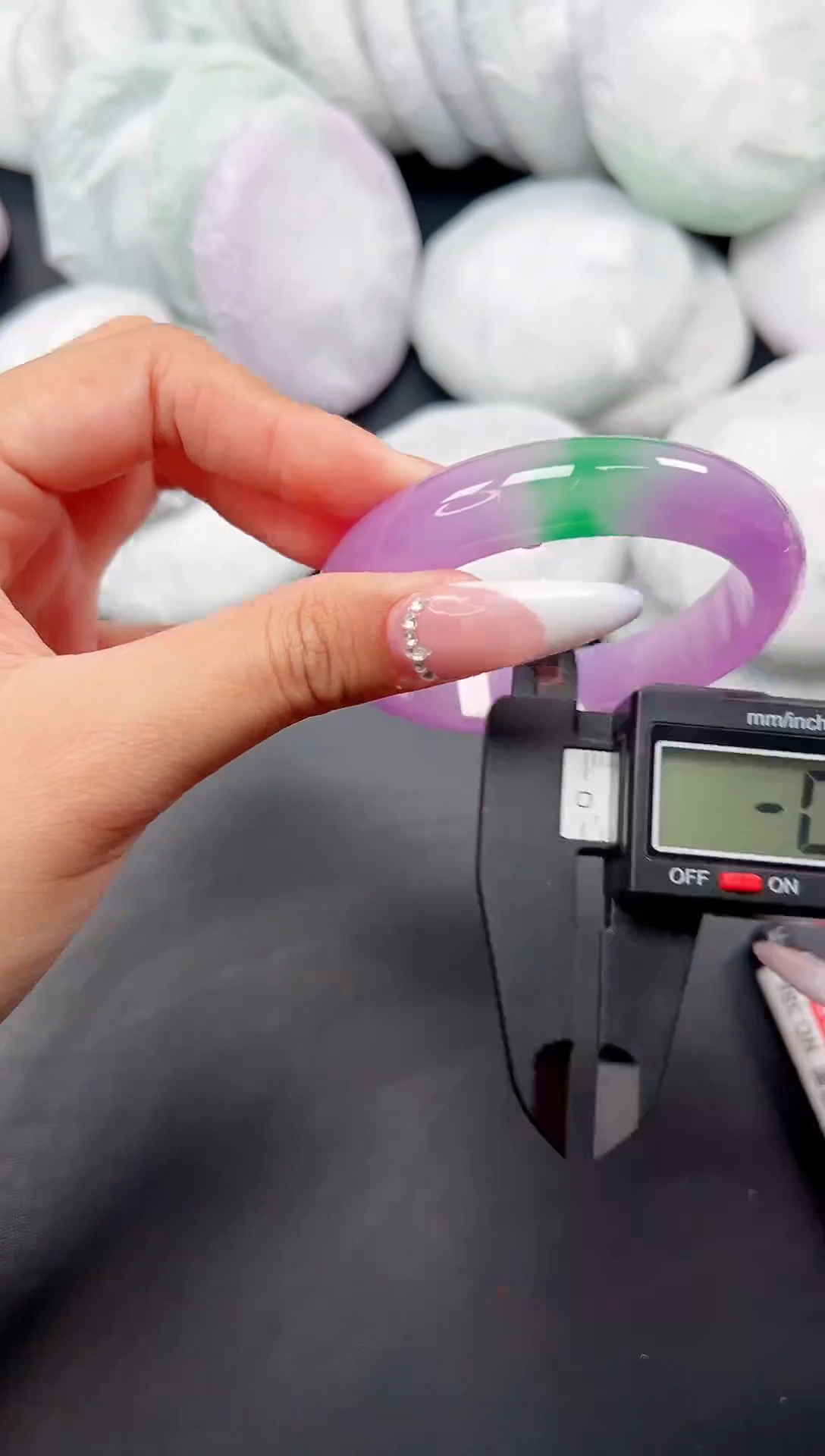 精品手镯，一物一拍J-050