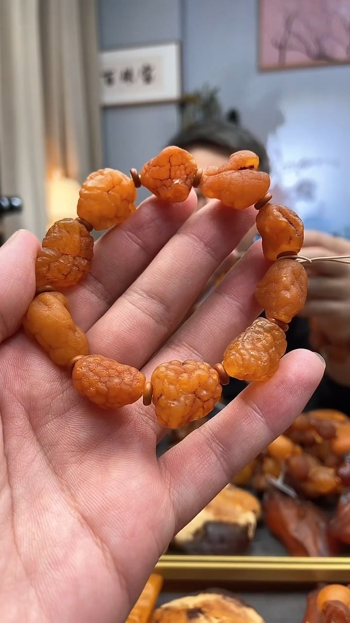 【闪购商品】蜜蜡手串未镶嵌手串