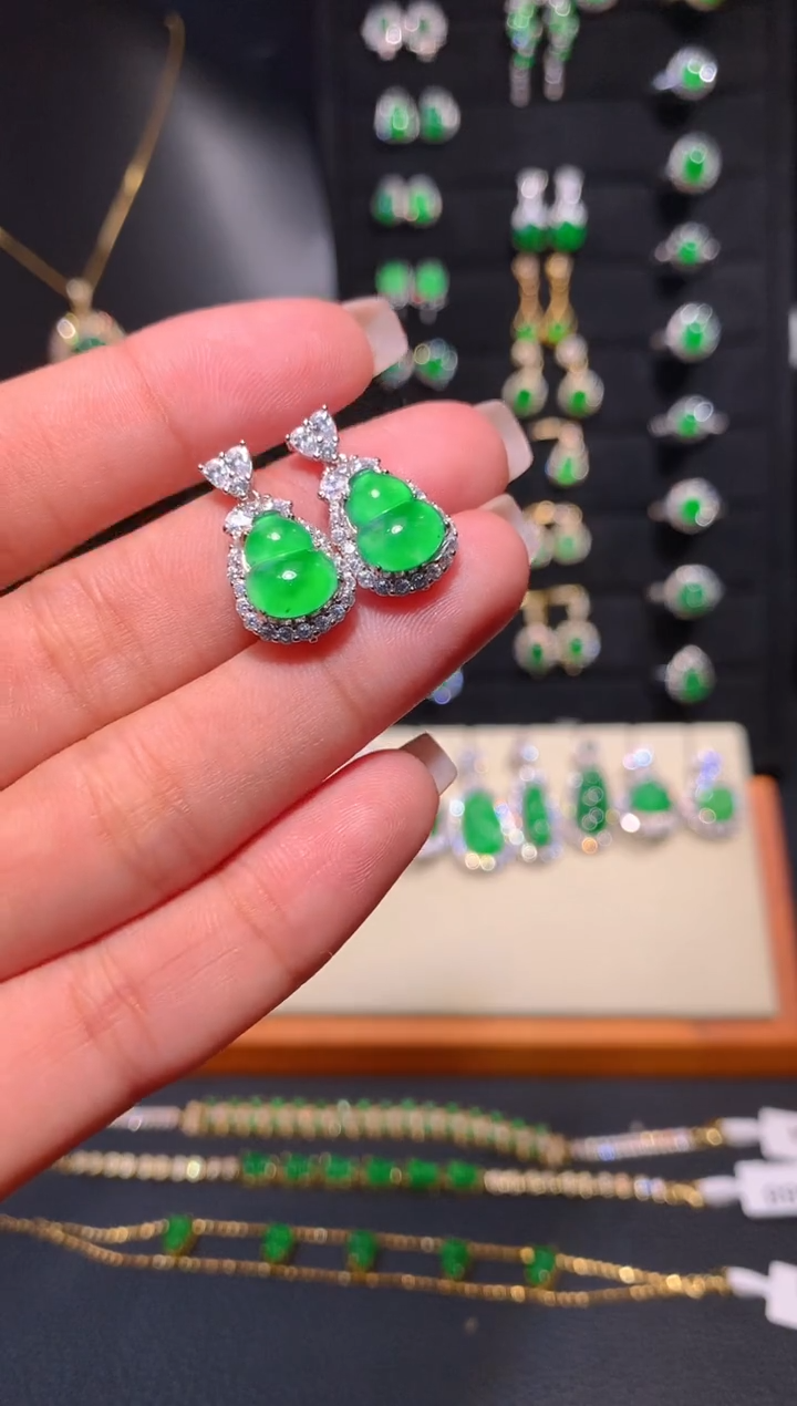 【闪购商品】翡翠耳饰银S925镶嵌耳坠