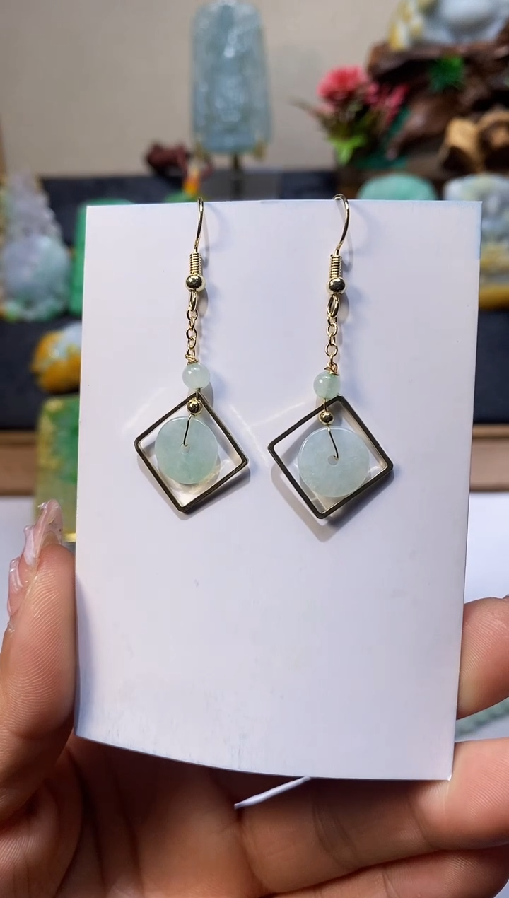 【闪购商品】翡翠颈饰未镶嵌A货翡翠