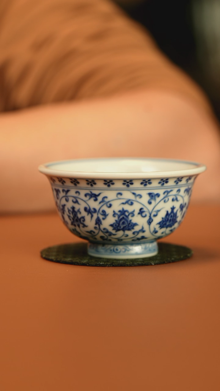 【闪购商品】仿明永乐缠枝莲压手杯