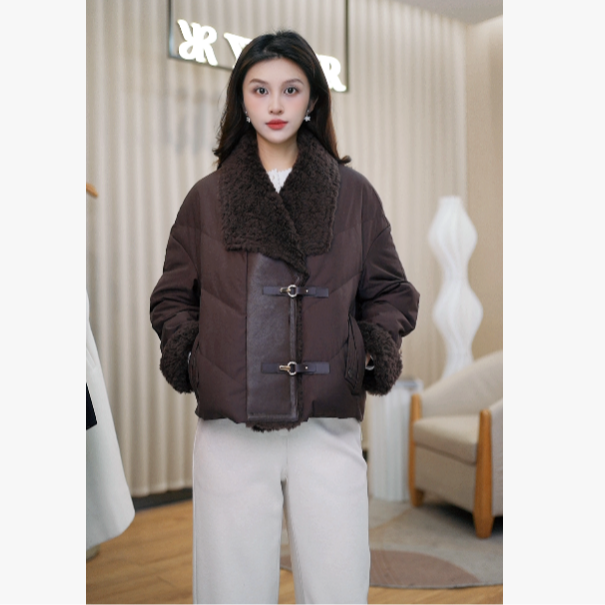 YINER音儿2026冬季新款一手长保暖毛呢立领羽绒服8C66108016