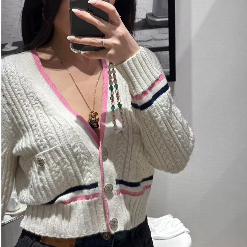 99新 Chanel/香奈儿 23P学院风白色短款针织开衫36码