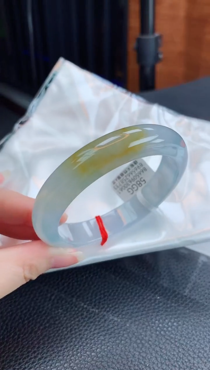 【闪购商品】翡翠手镯未镶嵌缅甸天然翡翠A货手镯