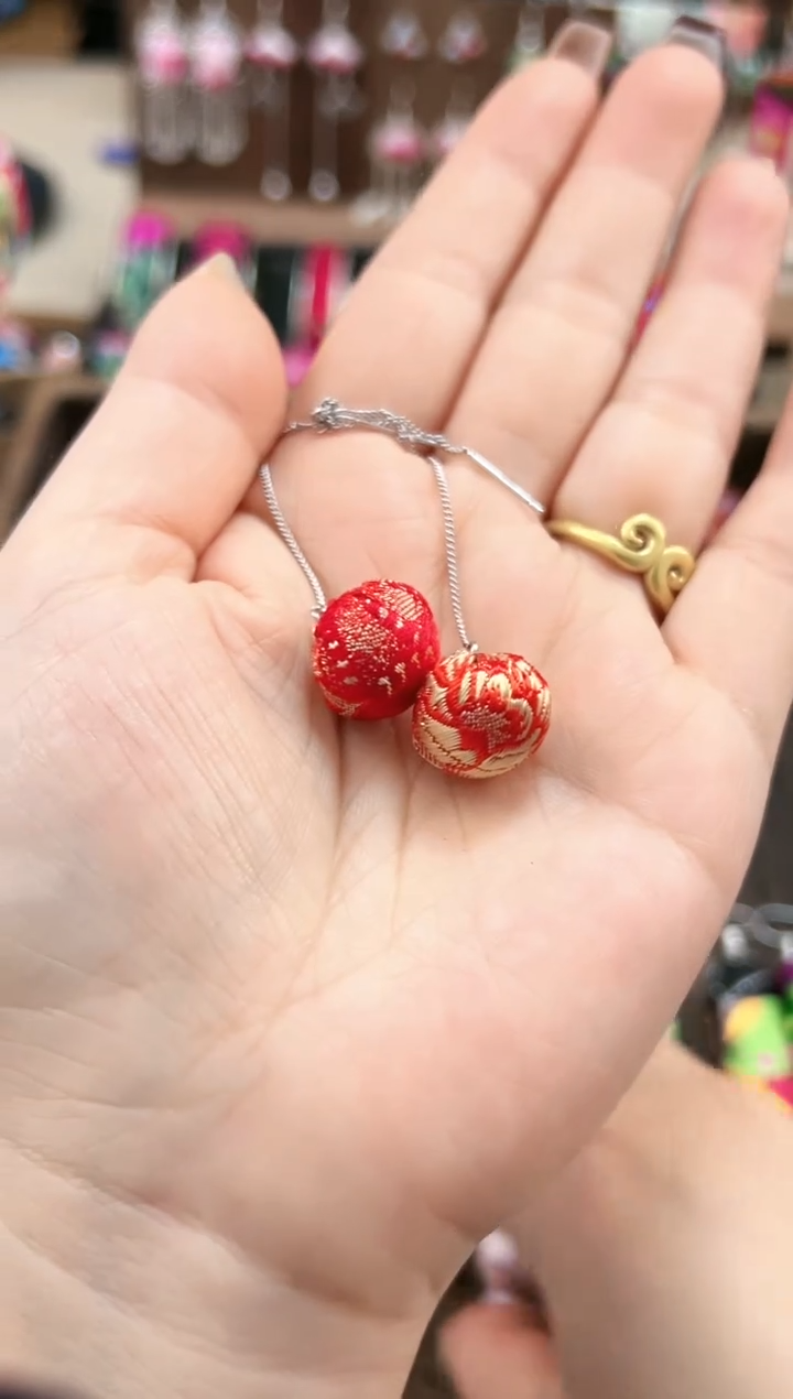 【闪购商品】织绣民族风老绣饰品023