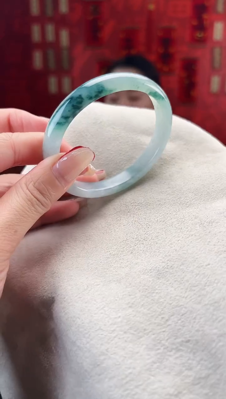 【闪购商品】翡翠手镯未镶嵌手镯