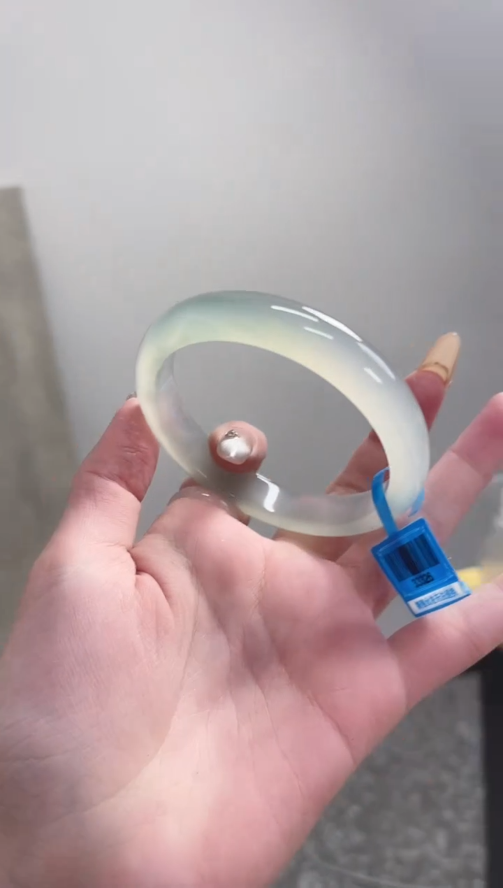 【闪购商品】玛瑙/玉髓手镯未镶嵌62圈