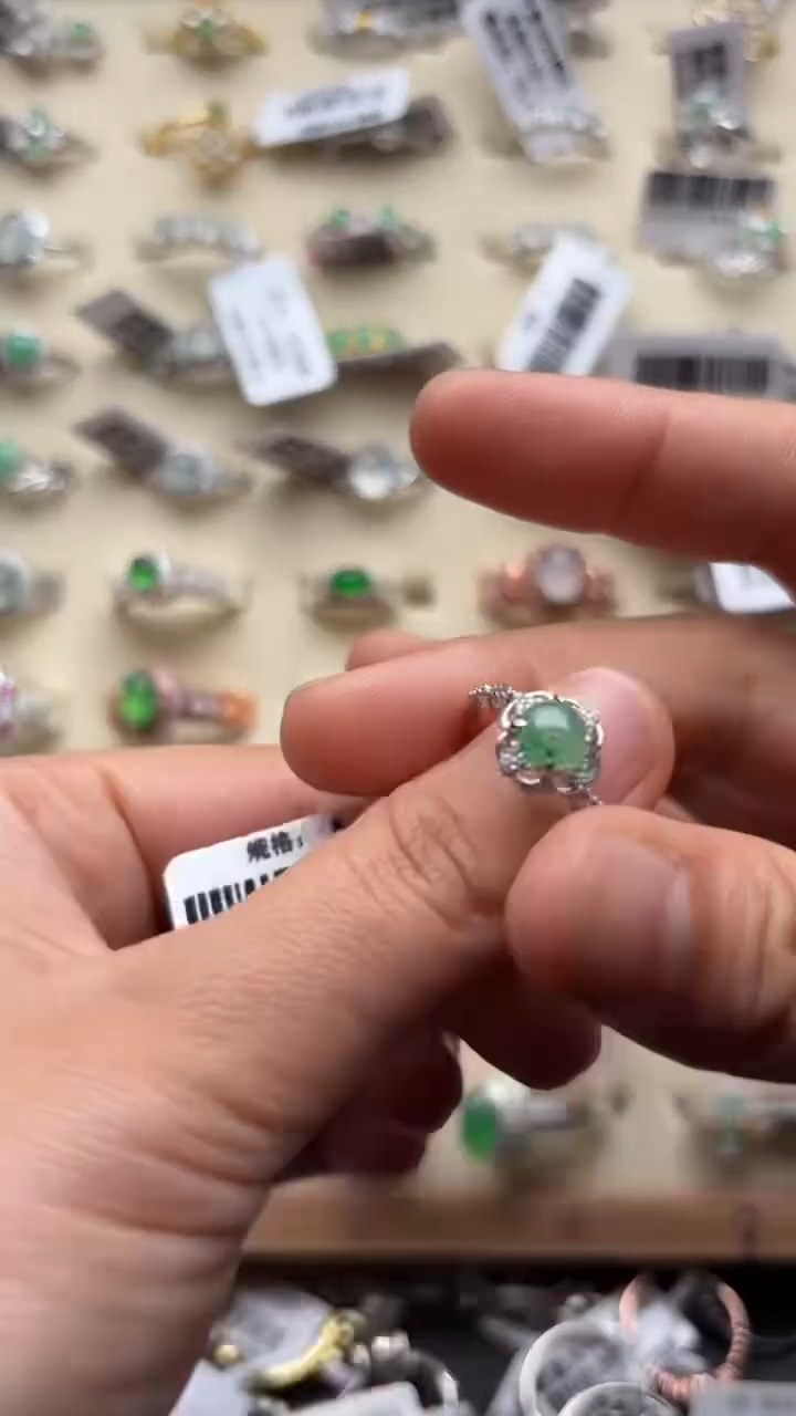 【闪购商品】翡翠戒指银S925镶嵌缅甸A货翡翠S925银镶嵌