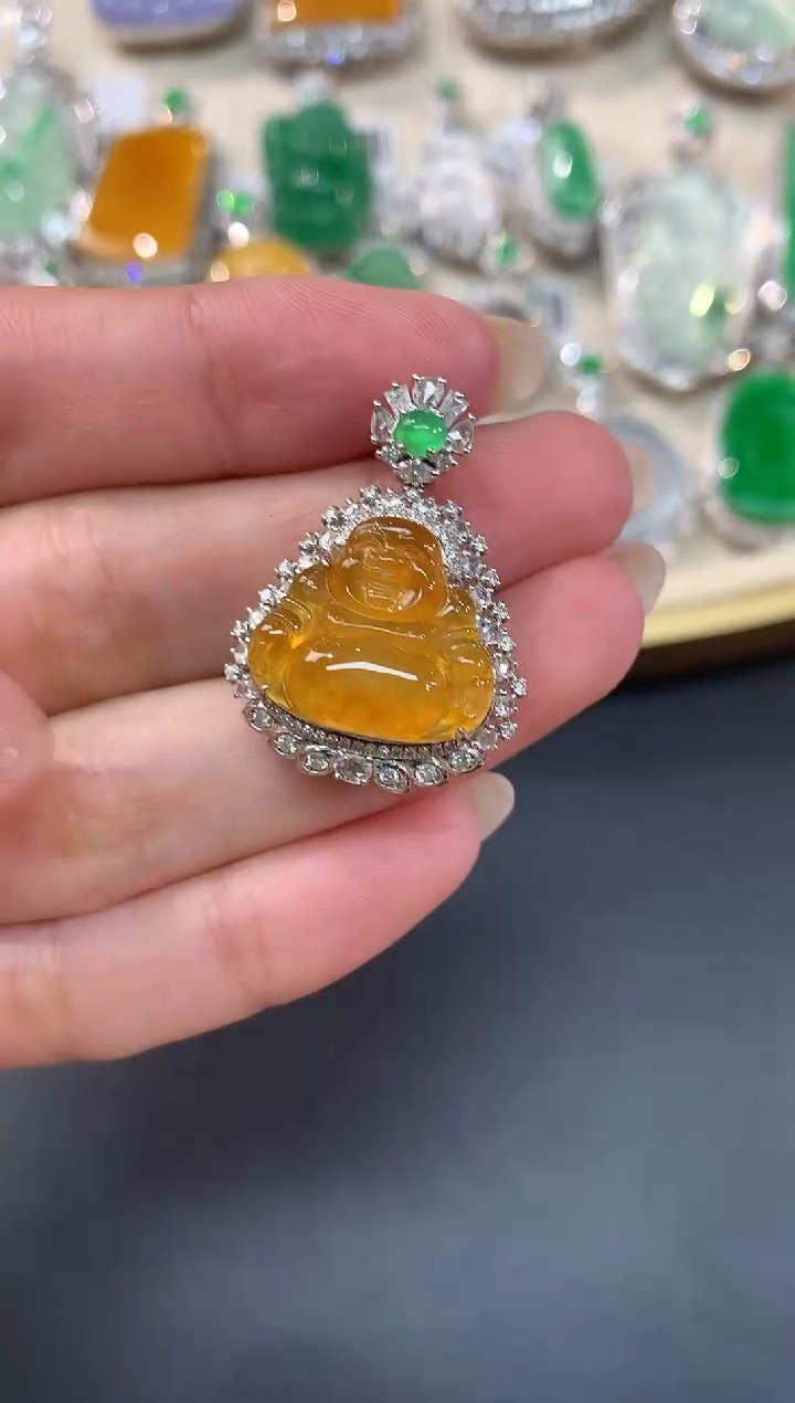 【闪购商品】翡翠吊坠(不含链)18K金镶嵌吊坠A220|16800