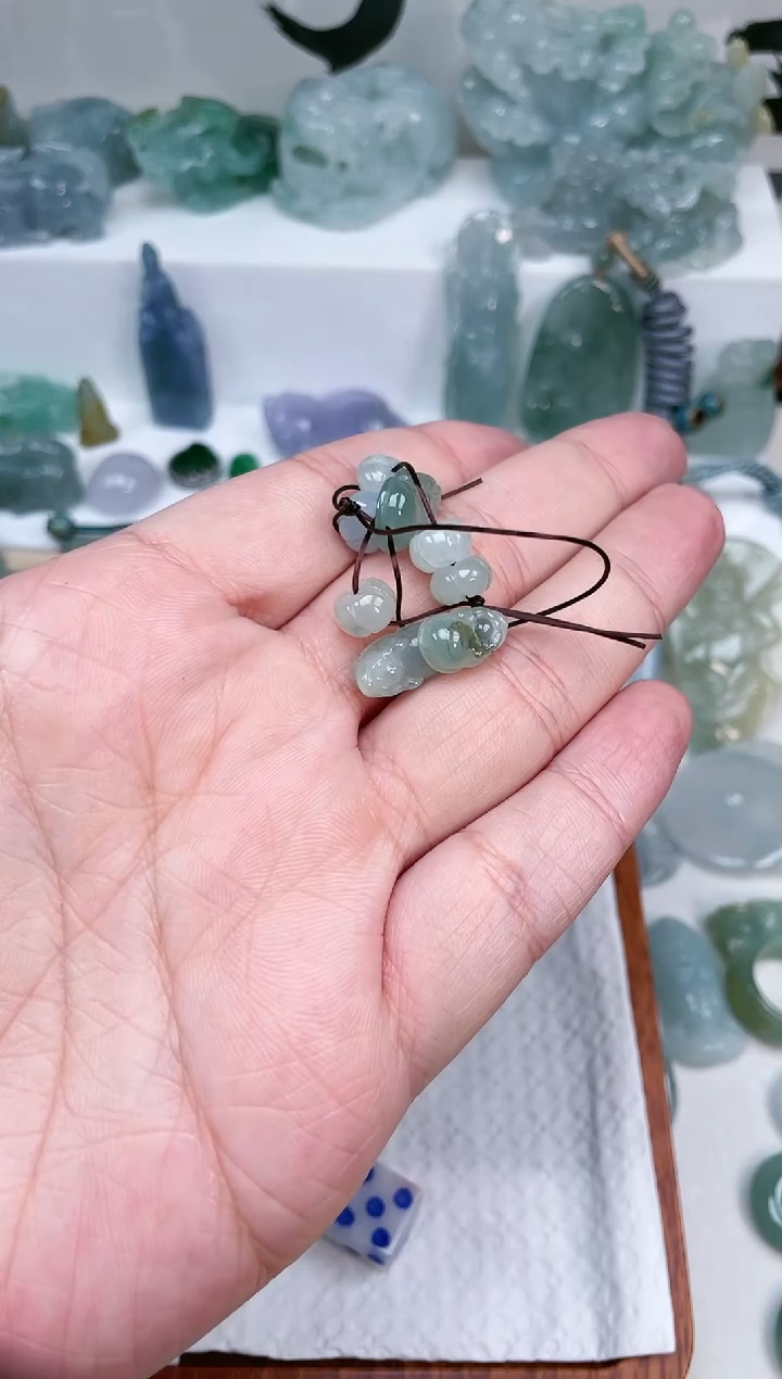 【闪购商品】翡翠摆件未镶嵌珠子和貔貅