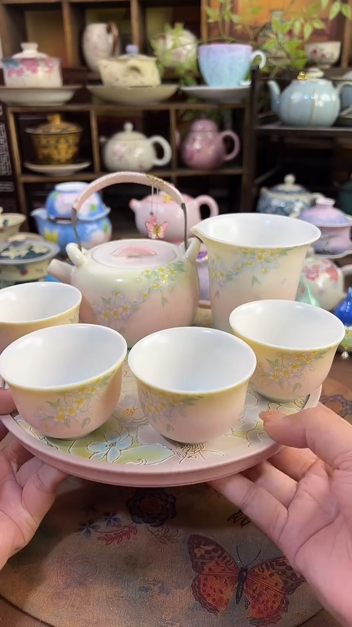 1壶4杯1个茶盘1个公道