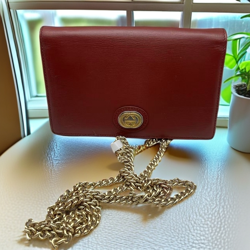 95新 GUCCI/古驰  红色斜挎包1209 4443