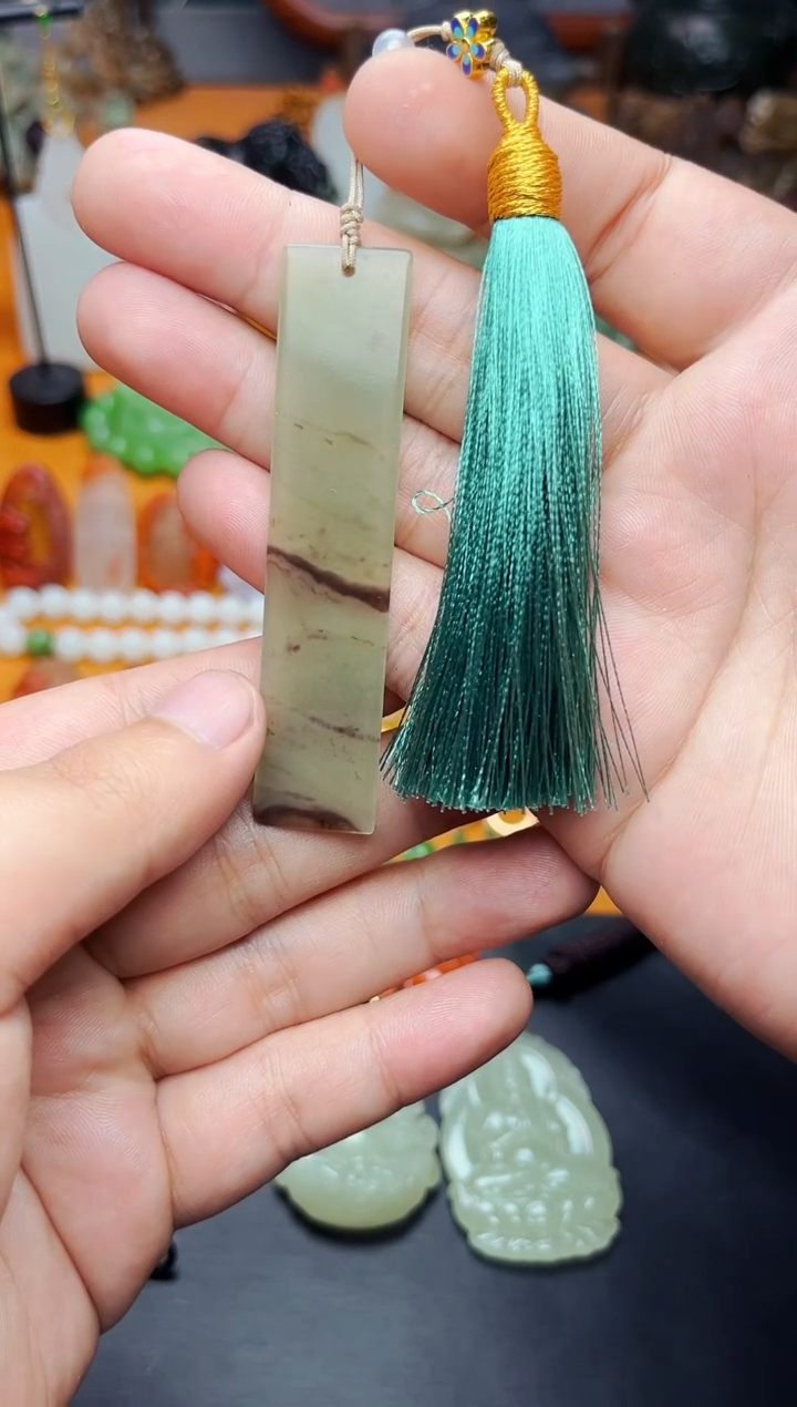 【闪购商品】和田玉颈饰未镶嵌书签01