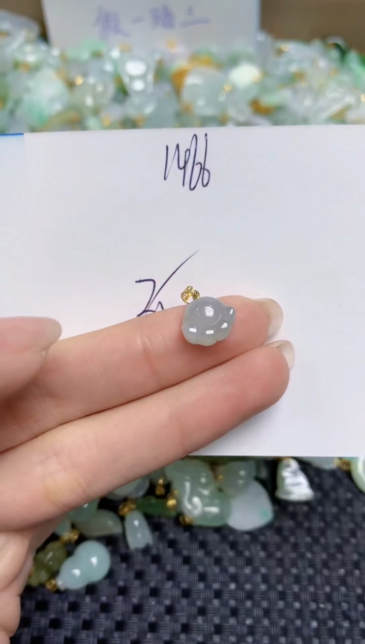 【闪购商品】翡翠颈饰18K金镶嵌天然缅甸A货翡翠