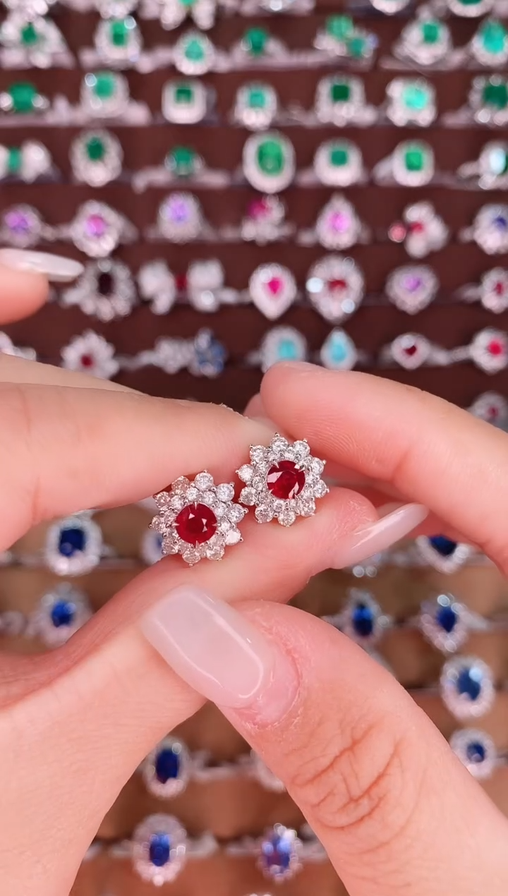 【闪购商品】红宝石18K金耳饰18K金镶嵌.