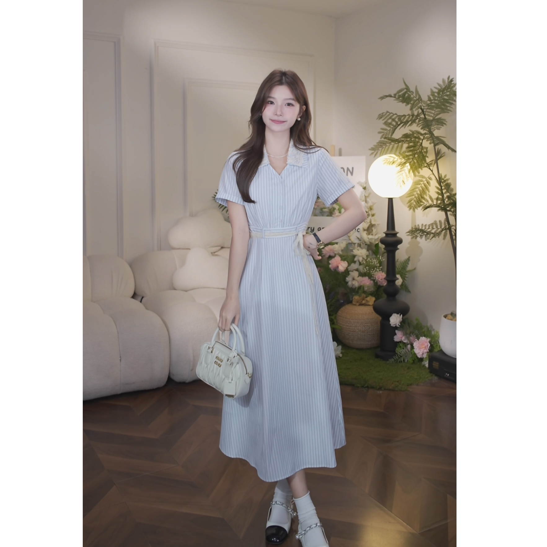 鹿向南【时间海精灵】夏季新款翻领蕾丝甜美气质韩系通勤连衣裙女