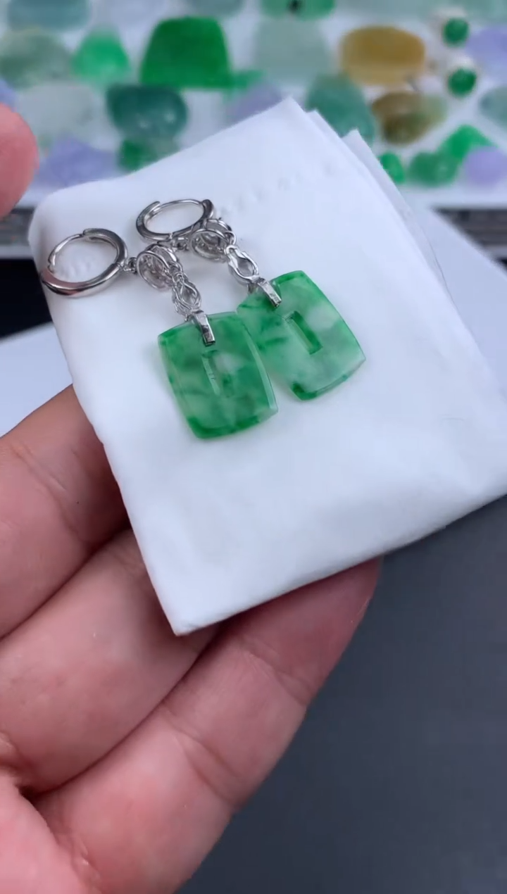 【闪购商品】翡翠耳饰未镶嵌多样性发一件