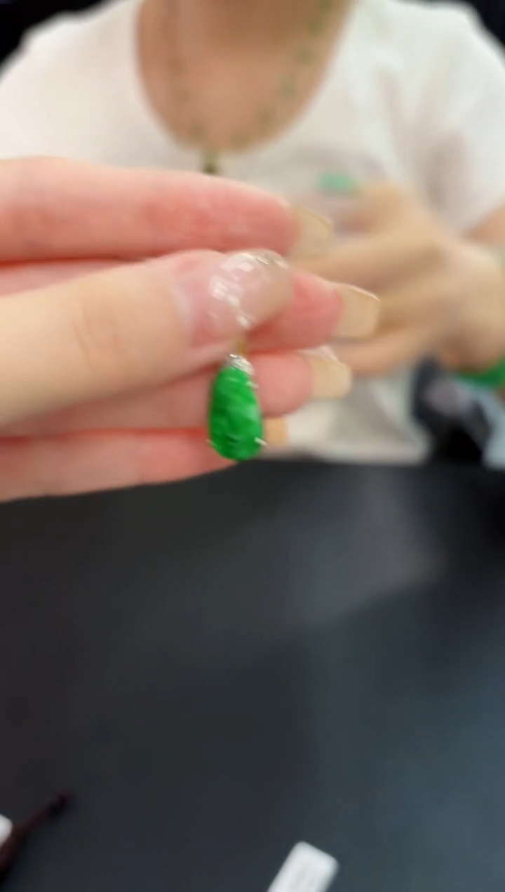 翡翠未镶嵌颈饰 缅料A货/支持复检/一件