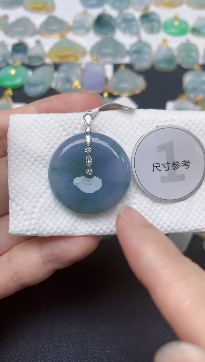 翡翠18K金镶嵌颈饰天然缅甸A货翡翠