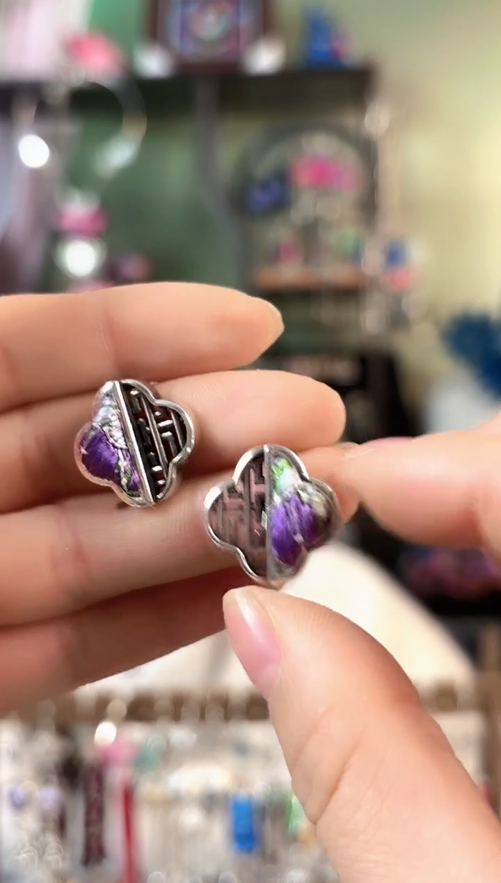 彩云南阁非遗老绣苗银饰品724