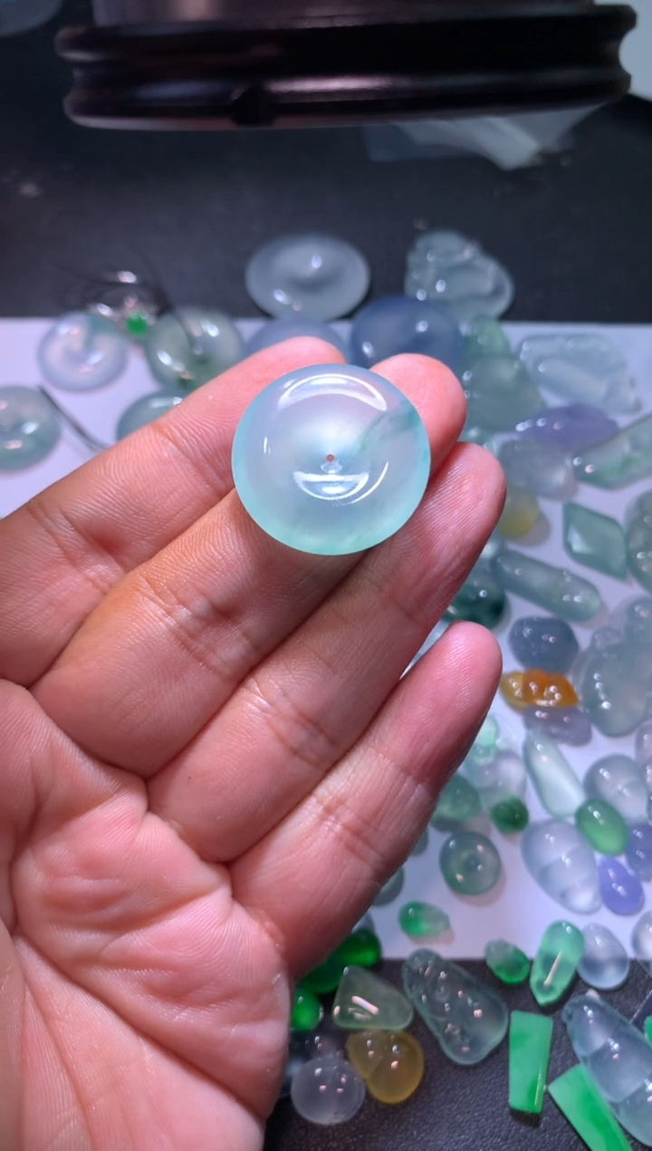 【闪购商品】翡翠颈饰未镶嵌平安扣