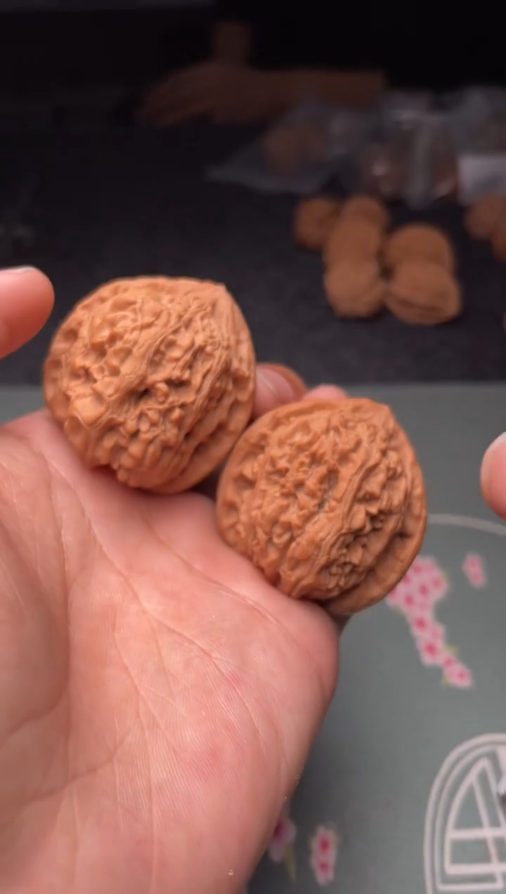 把件文玩核桃a231  牡丹  41尺