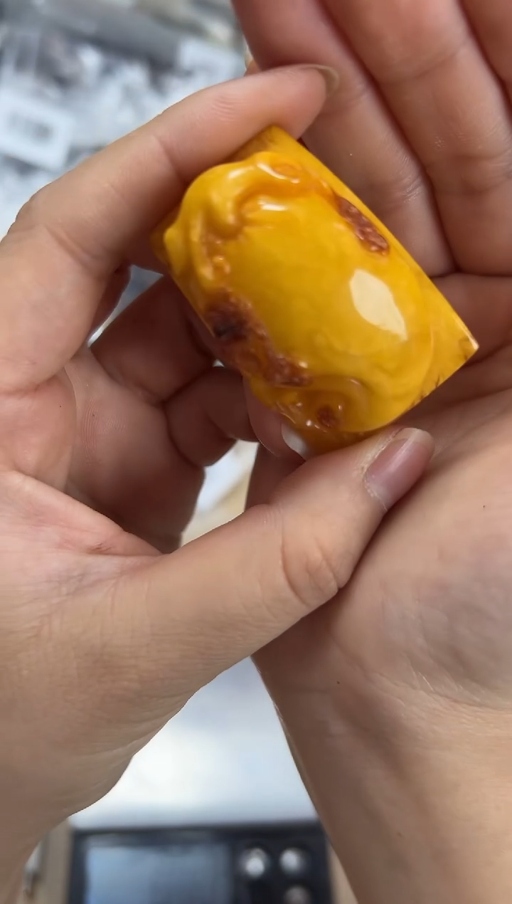 【闪购商品】蜜蜡裸石未镶嵌蜜蜡吊坠