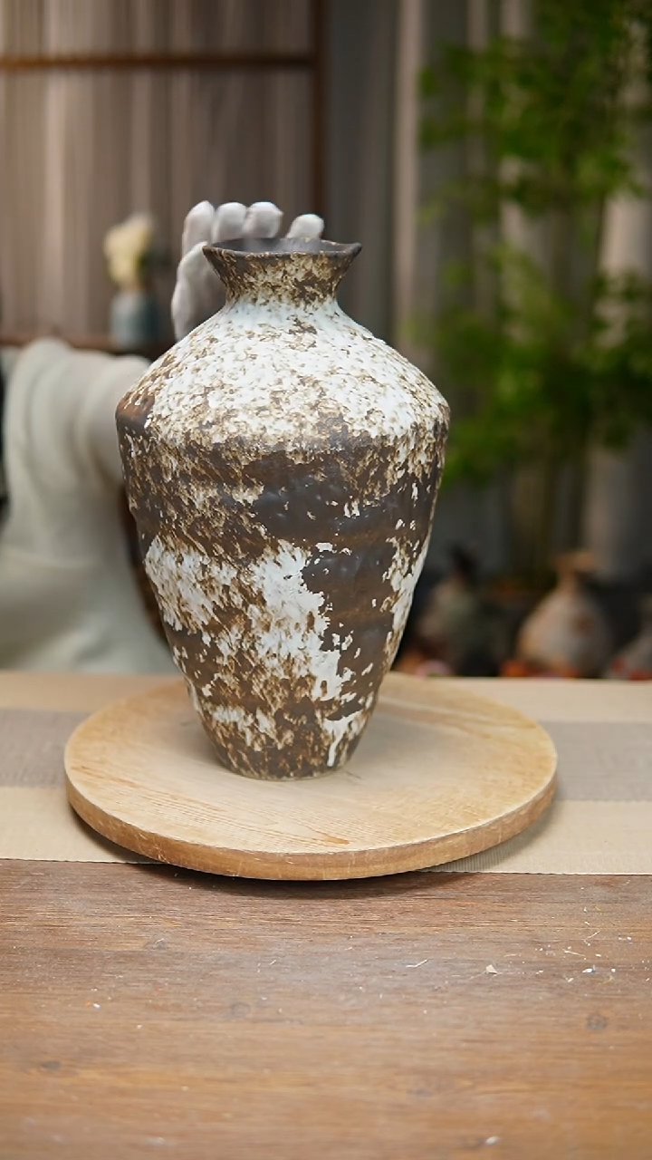 【闪购商品】陶瓷 花器诧寂黑高脚