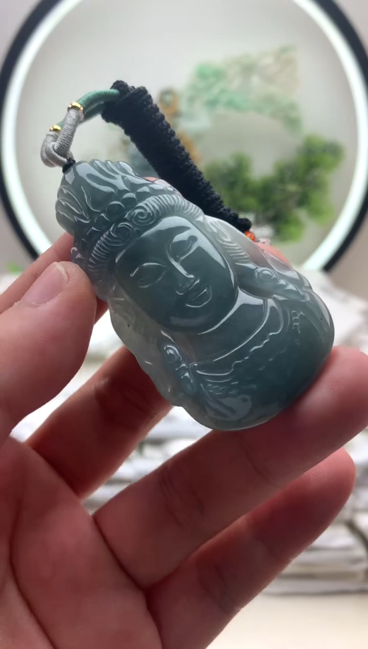 颈饰未镶嵌翡翠观音首