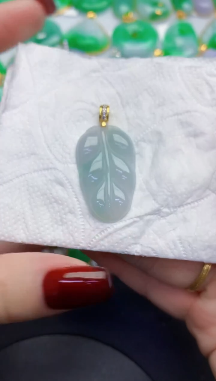 颈饰未镶嵌翡翠缅甸天然翡翠A货