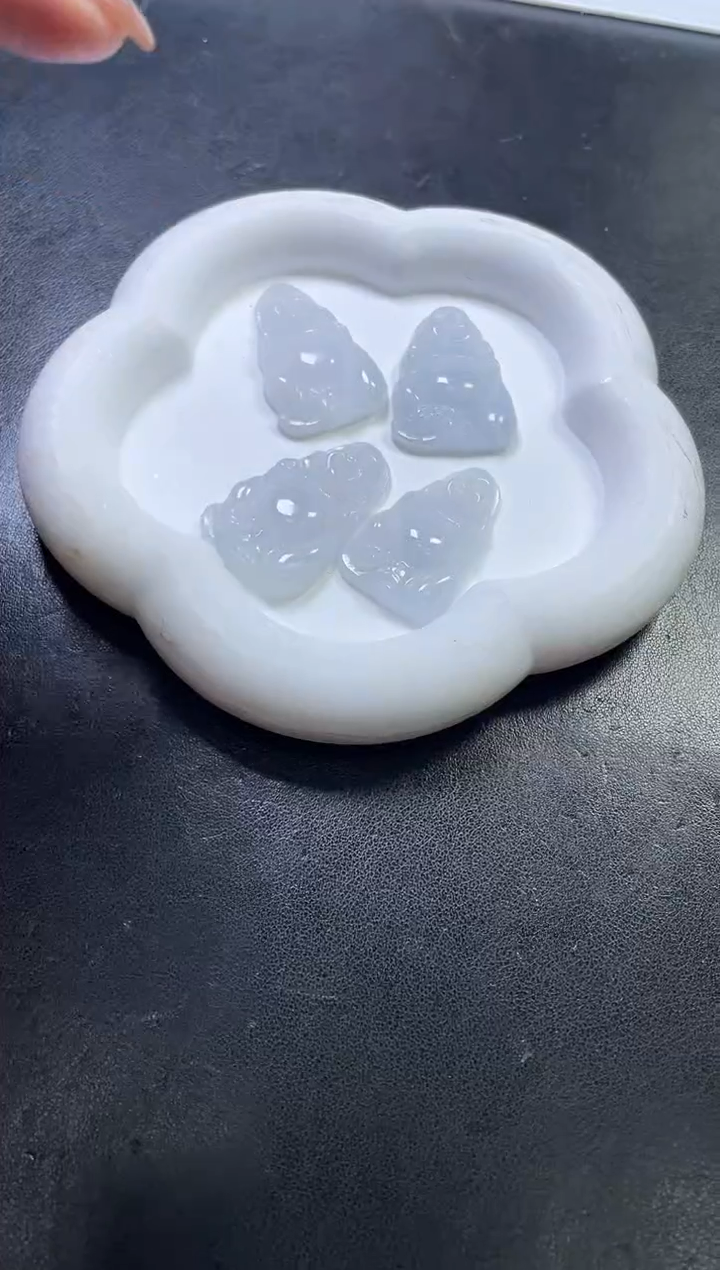 【闪购商品】翡翠挂件未镶嵌站佛多样性发一件