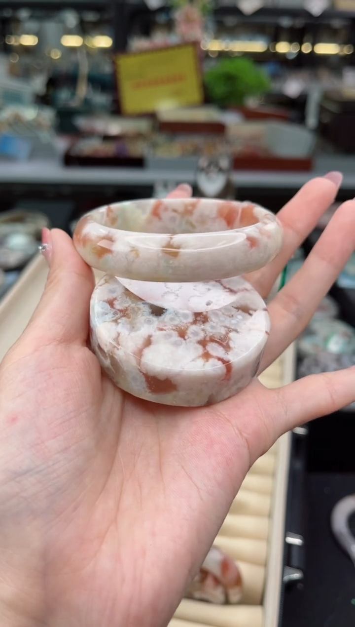 【闪购商品】石英质玉手镯未镶嵌58圈口（赠品镯心）S921138