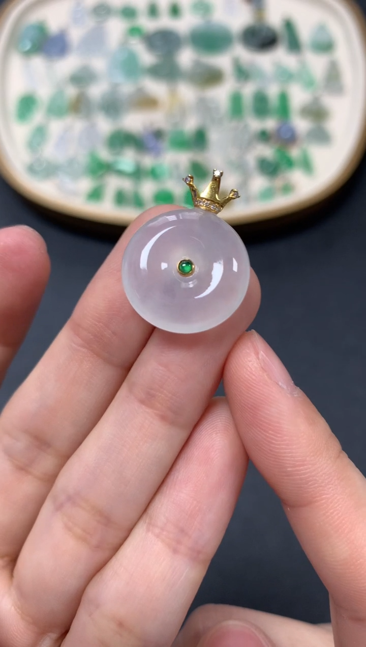 【闪购商品】翡翠吊坠(不含链)18K金镶嵌880