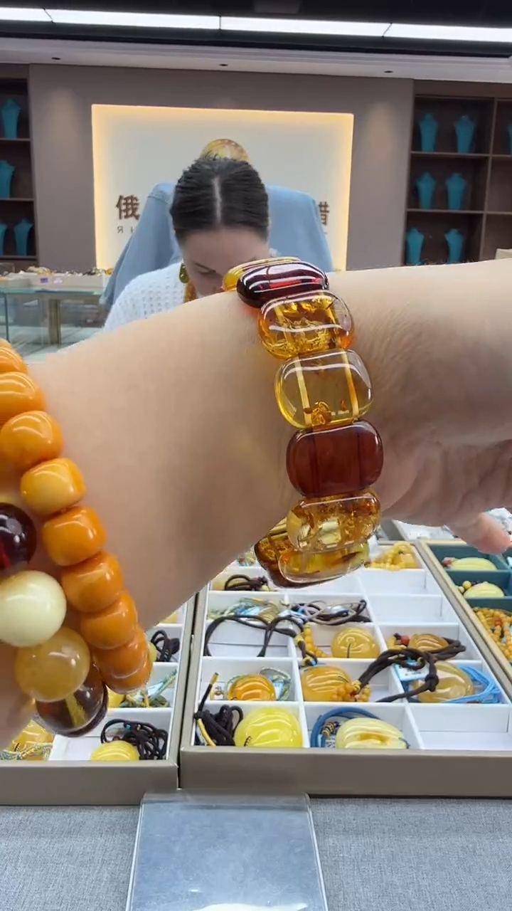 手链琥珀未镶嵌284秒拍号 假一罚三 