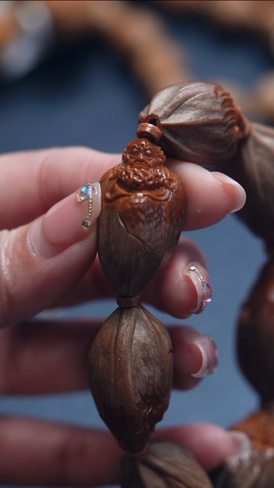 【闪购商品】橄榄核吊坠苏工橄榄核