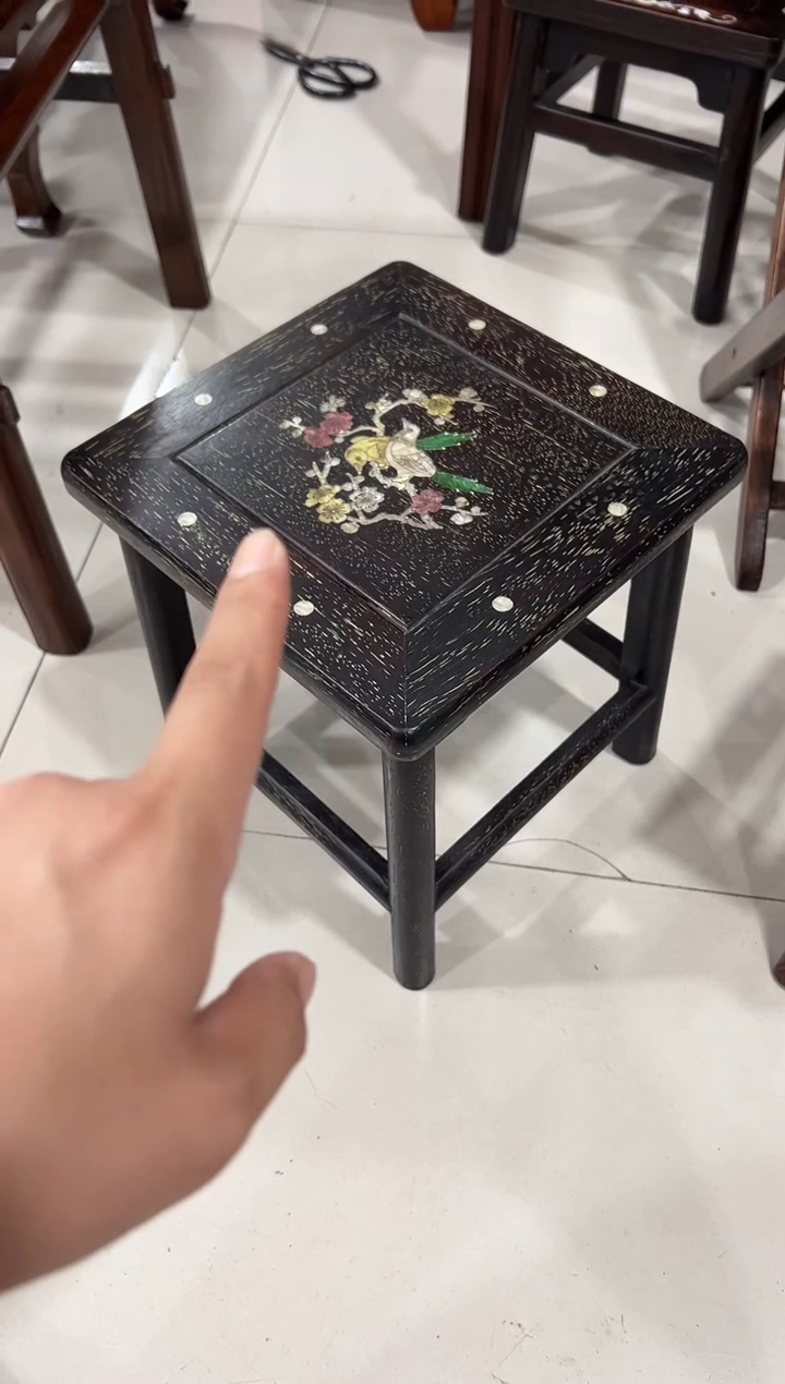 木紫檀木鸟踏花枝富贵凳