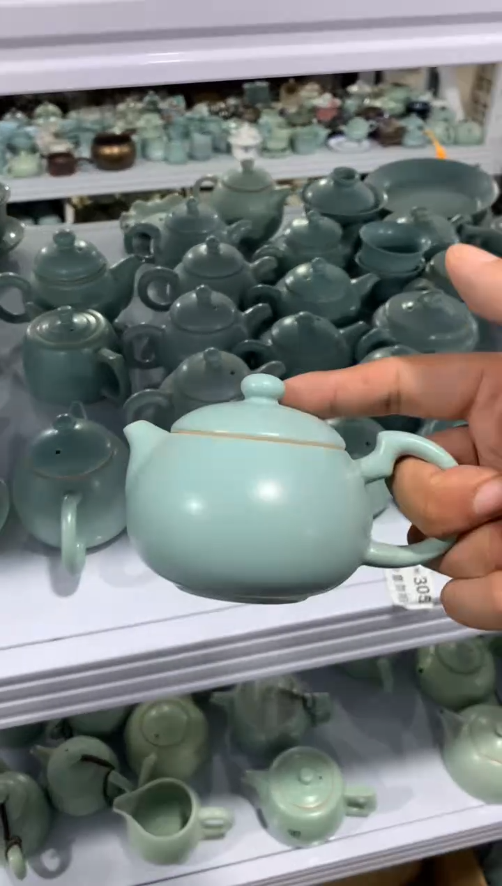 茶壶、盖碗、主人杯、客杯（轻轻微瑕介意勿拍）